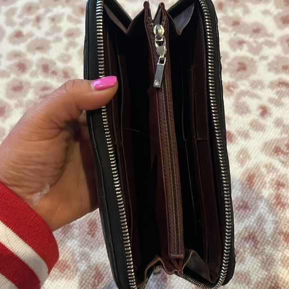 Authentic Chanel wallet - Picture 6 of 12